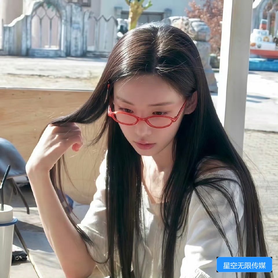 星空无限传媒瞳夕有哪些特色和优势，为什么受众喜欢他们的作品